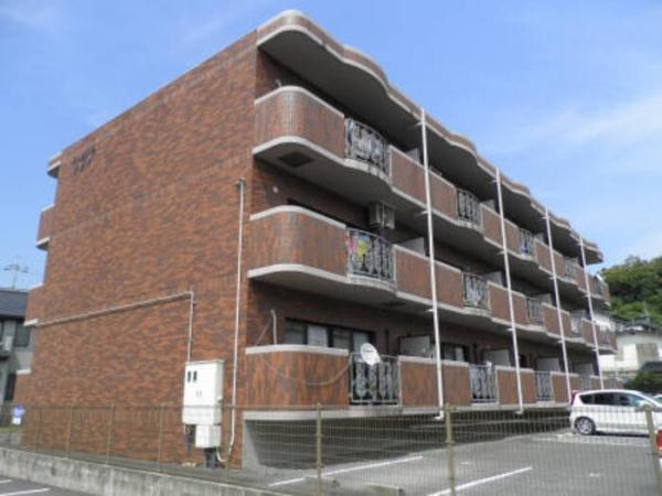 サンフォーレ青葉台の外観