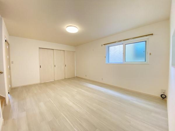 【居間・リビング】 | 西区伊川谷町有瀬　中古戸建