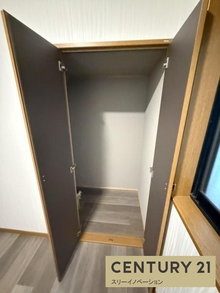 大正区小林東2丁目中古戸建の収納