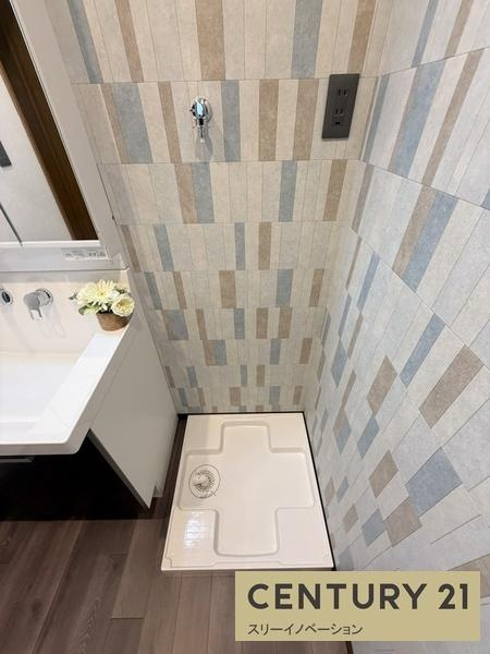 大正区小林東2丁目中古戸建の独立洗面台