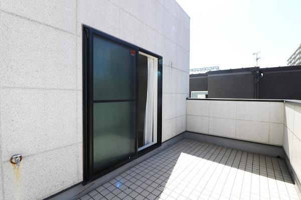【バルコニー】 | 大阪市東成区大今里南5丁目　中古戸建