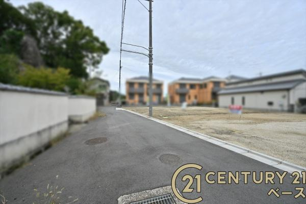 北葛城郡河合町池部１丁目の売地の前面道路含む現地写真|■現地撮影写真■中学校まで徒歩圏内とお子様の通学も安心！