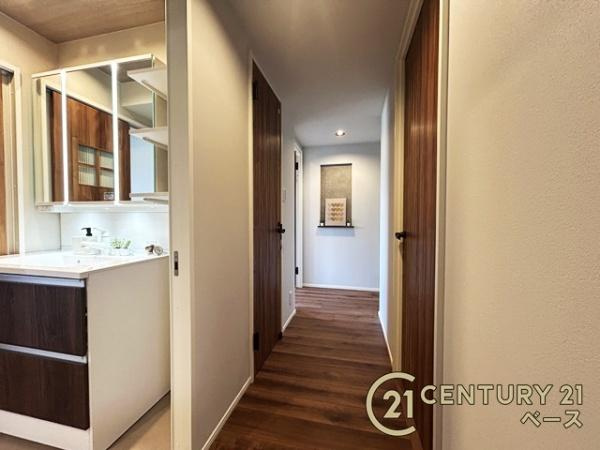 コージースクエア大和八木の内装|こちらは廊下部分です！