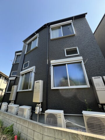 MKラピス辻堂の外観