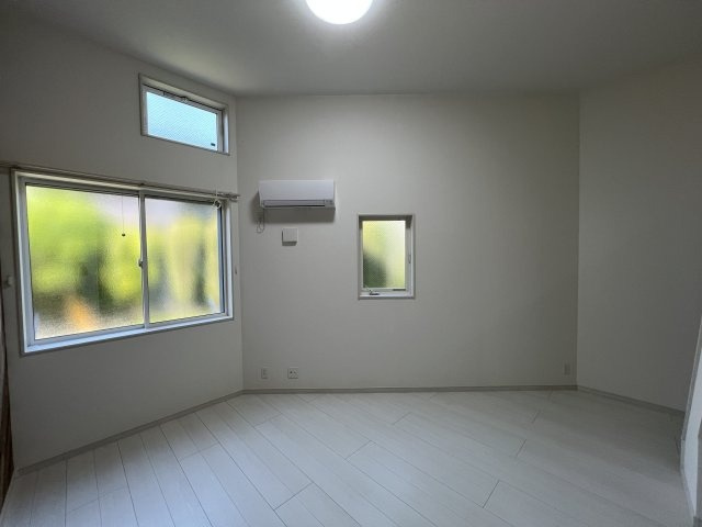 MKラピス辻堂の内装