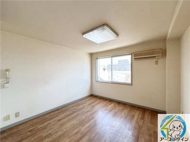 あすかハイツの居間・リビング