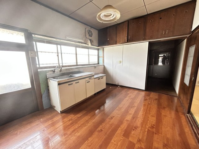 【キッチン】 | 船津町売家 | 窓が多く、光が入るキッチンです！！