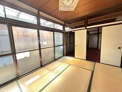 【和室】 | 船津町売家 | 窓が多くひかりが沢山はいる南向きの和室です！