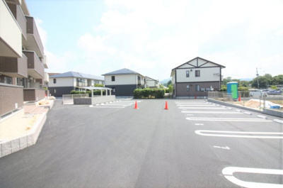 【駐車場】 | サウスフィールド | 駐車場です