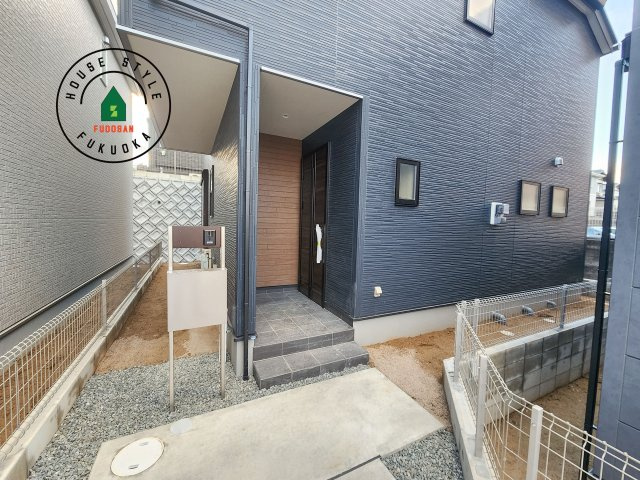 福岡市東区若宮4丁目第3-5棟（1号棟）の外観：施工例|おでかけの時も帰った時も、「我が家」を最初に感じでもらえる素敵な空間に。