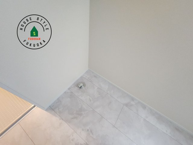 福岡市東区若宮4丁目第3-5棟（2号棟）の内観：施工例|ランドリースペースとなります。広々して有効的にご使用できます。 