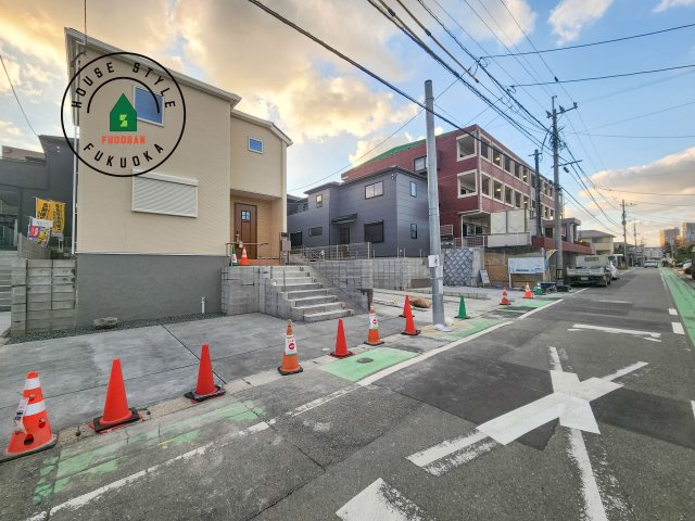 福岡市東区若宮4丁目第3-5棟（4号棟）の前面道路含む現地写真|見学の時間などお気軽にお問い合わせ下さい。