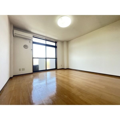 【内装】 | スウィート・チェリー