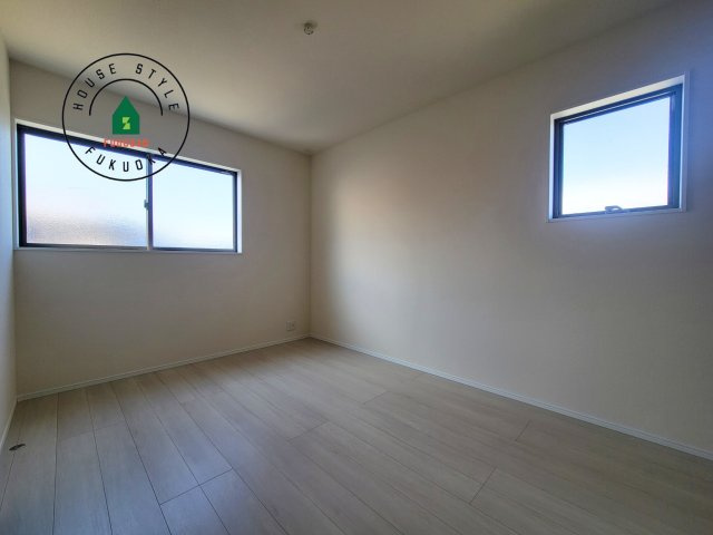 福岡市西区今津第1-1棟（1号棟）の子供部屋|穏やかな光が差し込む室内には、穏やかな時間が流れます。