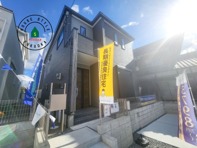 那珂川市後野1丁目第2-2棟（2号棟）の外観|デザイン性のある外観です。