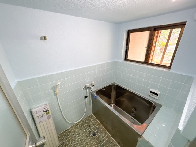 奈良市帝塚山貸家の浴室