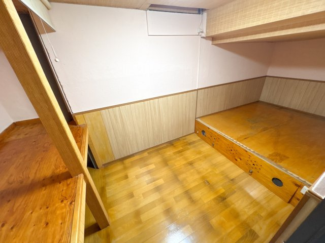 奈良市帝塚山貸家の収納