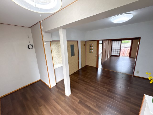 奈良市帝塚山貸家の居間・リビング