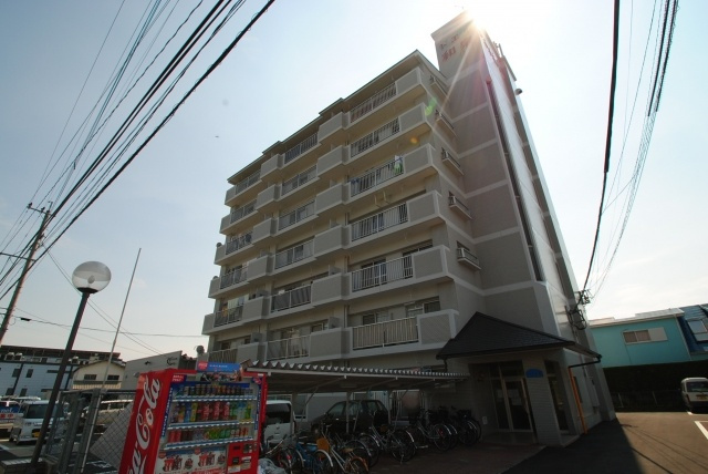 久留米市東合川３丁目の賃貸マンションの外観