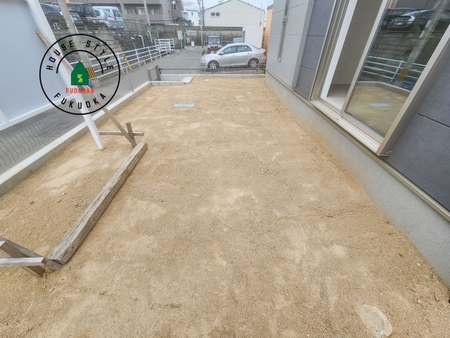 糟屋郡新宮町夜臼2丁目第1-4棟（1号棟）の庭|お庭で自由な時間を過ごせます。