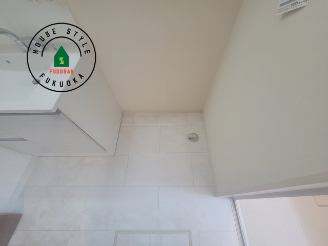 糟屋郡新宮町夜臼2丁目第1-4棟（1号棟）の内観：施工例|ランドリースペースとなります。広々して有効的にご使用できます。 