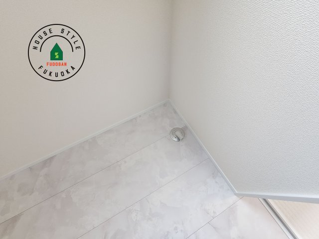 糟屋郡新宮町夜臼2丁目第1-4棟（2号棟）の内観：施工例|ランドリースペースとなります。広々して有効的にご使用できます。 