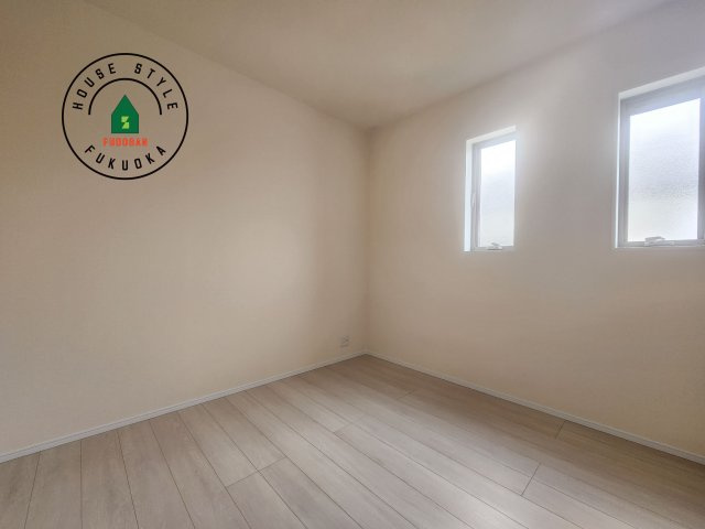 糟屋郡新宮町夜臼2丁目第1-4棟（2号棟）の内観：施工例|和室を上手に活用すると暮らし方の幅が広がります。例えば普段は開け放して、子供の小さいうちはお昼寝や遊びのスペースに。畳はソフトなので転んでもケガをしにくく安心です