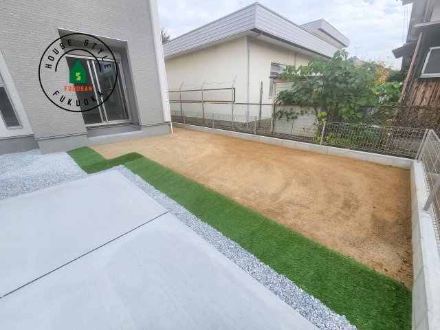 糟屋郡新宮町夜臼2丁目第1-4棟（3号棟）の庭|お庭で自由な時間を過ごせます。