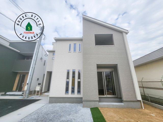 糟屋郡新宮町夜臼2丁目第1-4棟（3号棟）の前面道路含む現地写真|見学の時間などお気軽にお問い合わせ下さい。