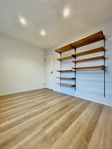 西宮の沢2条3丁目の洋室