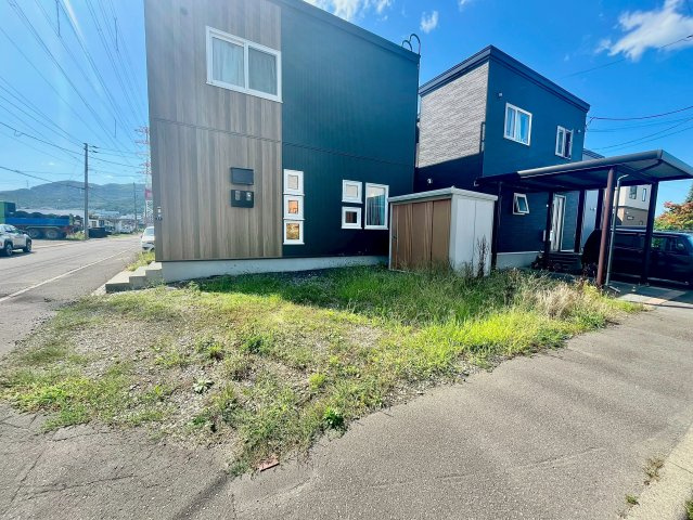 西宮の沢2条3丁目の駐車場