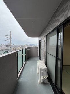 【バルコニー】