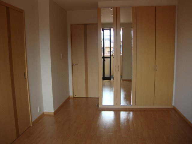 エスパートヴィルの内装|洋室：南