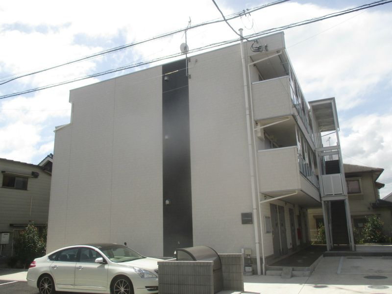 リブリ・コンフォートホウデン