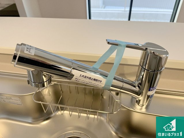 赤穂市加里屋　第3期　新築一戸建ての設備|浄水器を内蔵！炊飯時、お茶を作る時に安心してお水を使えます！お湯と冷水、浄水と原水、シャワーの切替えもワンタッチです！