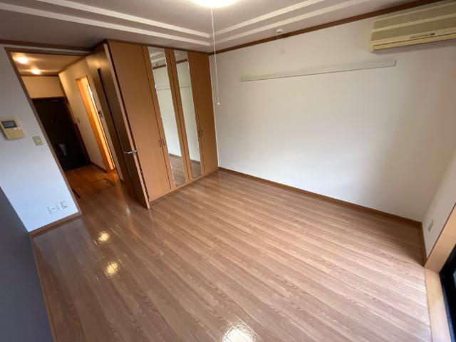 オレンジハウス・Ｔの内装|洋室