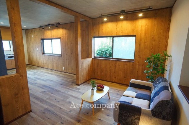 【居間・リビング】 | 東大阪市西岩田1丁目 | 【LDK：ゆったり17.5帖！】