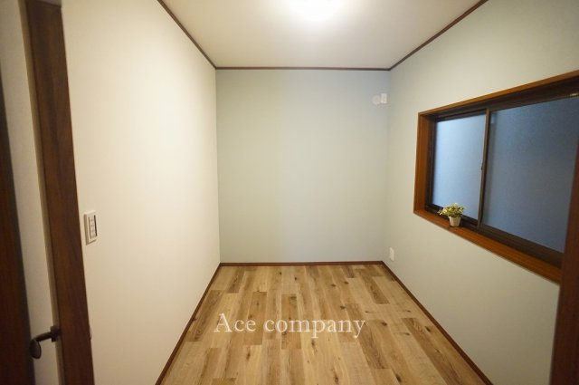 【子供部屋】 | 東大阪市西岩田1丁目 | 【3階：南側洋室5帖】