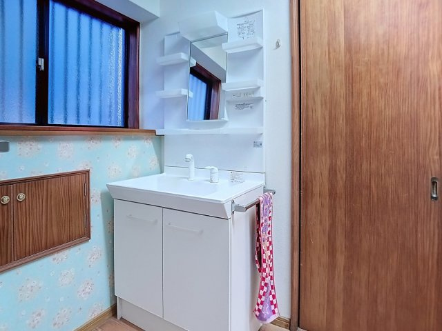 熊本市南区富合町杉島の中古一戸建の洗面所