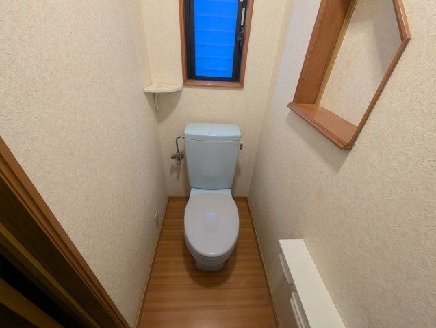 熊本市南区富合町杉島の中古一戸建のトイレ|1F