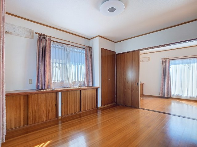 熊本市南区富合町杉島の中古一戸建の洋室|2F　5.7帖