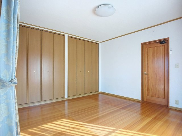 熊本市南区富合町杉島の中古一戸建の洋室|2F　8帖