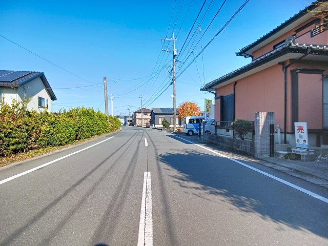 熊本市南区富合町杉島の中古一戸建の周辺|前面道路