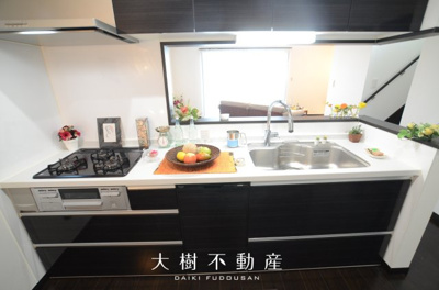 【キッチン】 | 海老名市杉久保南１丁目　中古戸建て【仲介手数料無料】