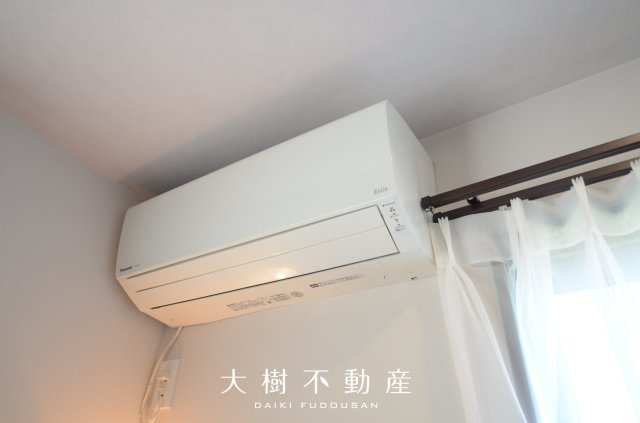 【洋室】 | 海老名市杉久保南１丁目　中古戸建て【仲介手数料無料】 | 2階　洋室1（6.5帖）