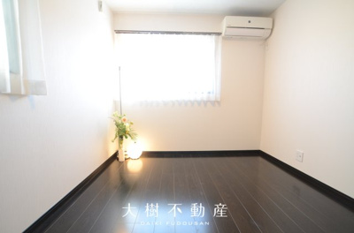 【洋室】 | 海老名市杉久保南１丁目　中古戸建て【仲介手数料無料】 | 2階　洋室3（5.25帖）
