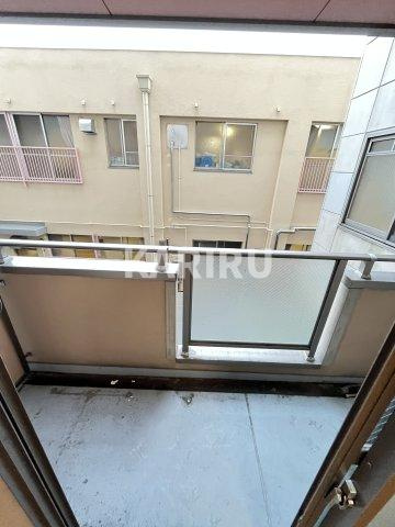 シェルマンド毛馬のバルコニー|バルコニーからの眺めを楽しみながら食事をしませんか