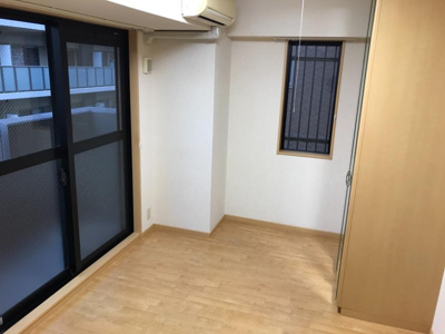 【居間・リビング】 | パピエ | 7帖の広々としたリビング