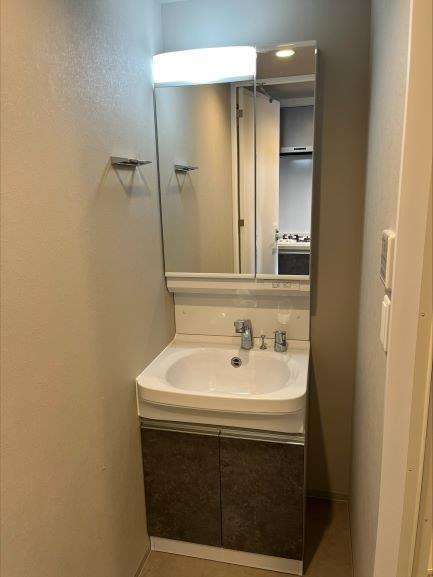 WORVE大阪本町の独立洗面台