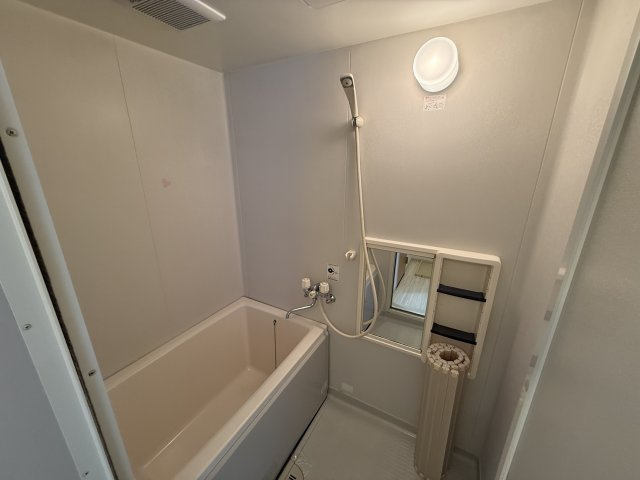 ボナール柴原の浴室